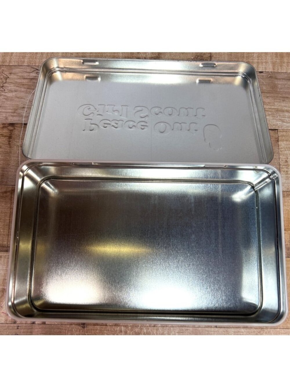Peace Out Girl Scout Collectible Metal Tin With Vintage Design & Floral Graphics - Picture 6 of 9